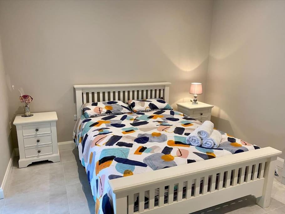 Erne Getaway No.8 Brand New 1 Bed Apartment Эннискиллен Экстерьер фото